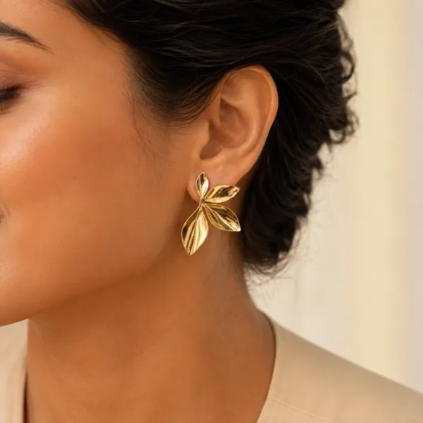 Gold_Leaf_Stud_Earrings