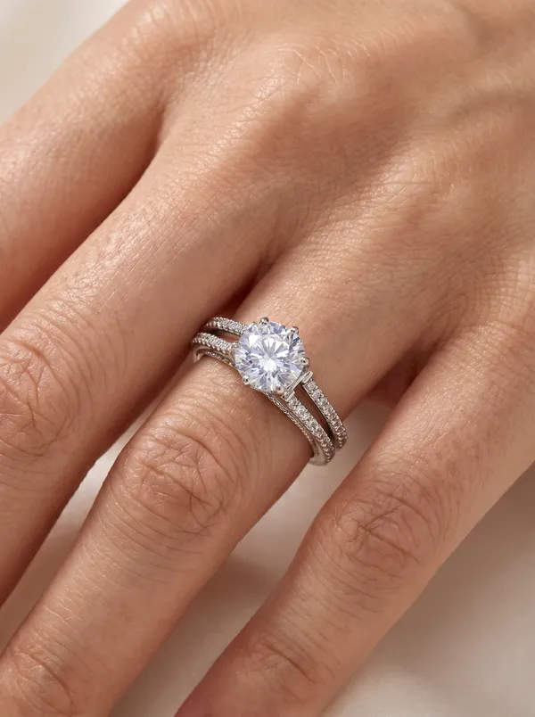 Silver_Solitaire_Halo_Crystal_Ring