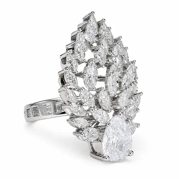 Silver_Floral_Crystal_Diamond_ring