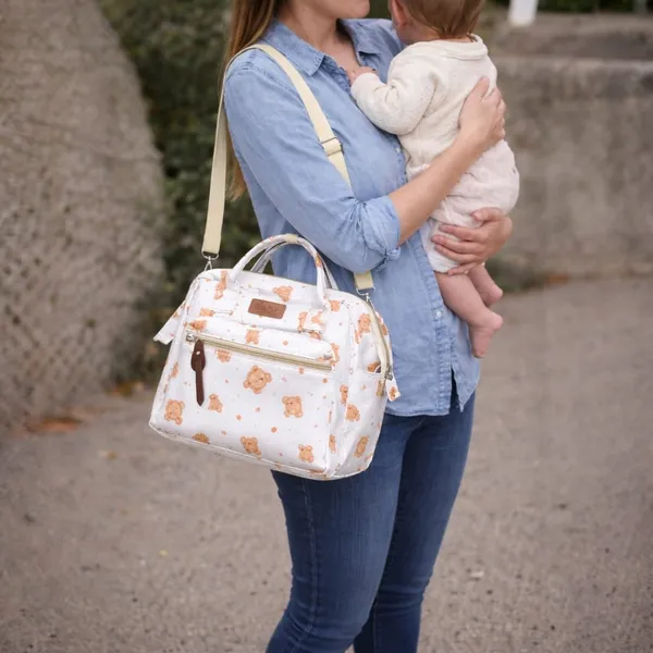 Polar_White_Polyester_Baby_Diaper_Bag_For_Newborn_Baby