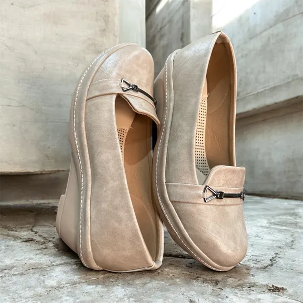 Cream_Synthetic_Rexine_Comfort_Sole_Heel_Loafer_For_Women
