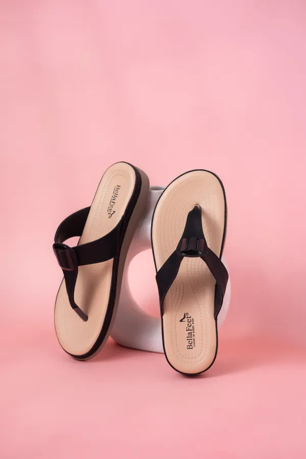 Black_Synthetic_Rexine_Doctor_Sole_Sandals_For_Women
