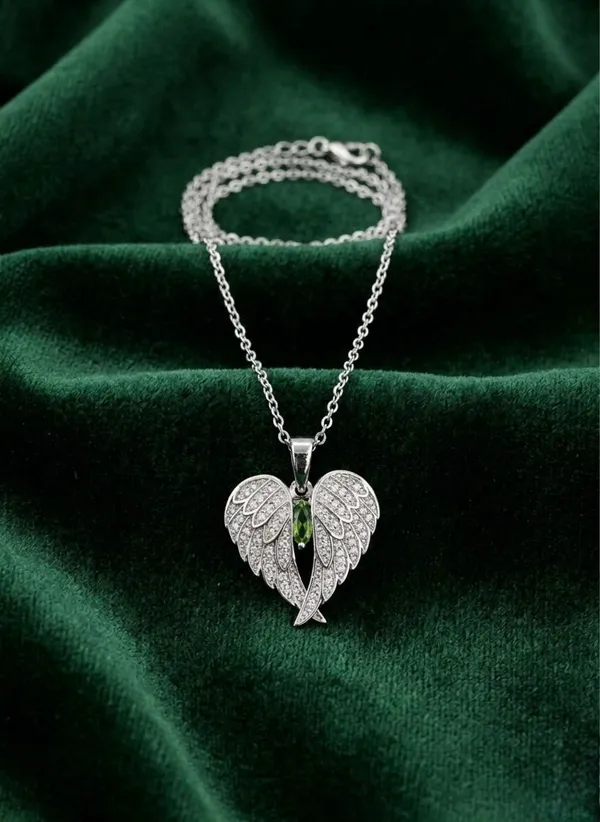 Angel_Wings_Foldable_Pendant_Necklace_With_Green_Heart_925_Sterling_Silver_Green