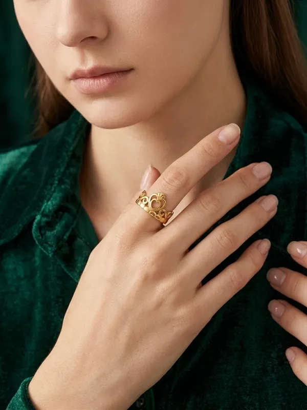 Gold_Tone_Heart_Design_Ring_for_Women