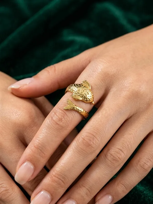 Gold_Tone_Bird_Motif_Open_Ring_for_Women
