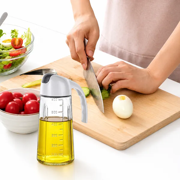 KITCHZENGO_Glass_Oil_Dispenser_Bottle_630ml_with_Handle_–_Leakproof_Automatic_Flip_Lid_Oil_Pourer,_Measuring_Scale_Kitchen_Oil_Container_for_Cooking_&_Vinegar