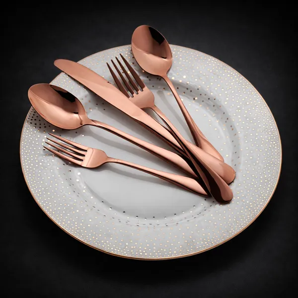 Kitchzengo™_20_PCS_Rose_Gold_Cutlery_Set_–_Premium_Stainless_Steel_Spoon_Fork_Knife_Set_|_Mirror_Polish_Dinnerware