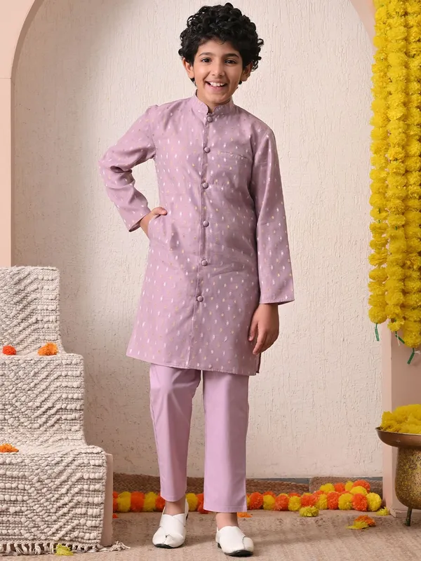 Indi-Loom_Couture_Boys_Lavender_Chanderi_Booti_Kurta_With_Trouser_Set