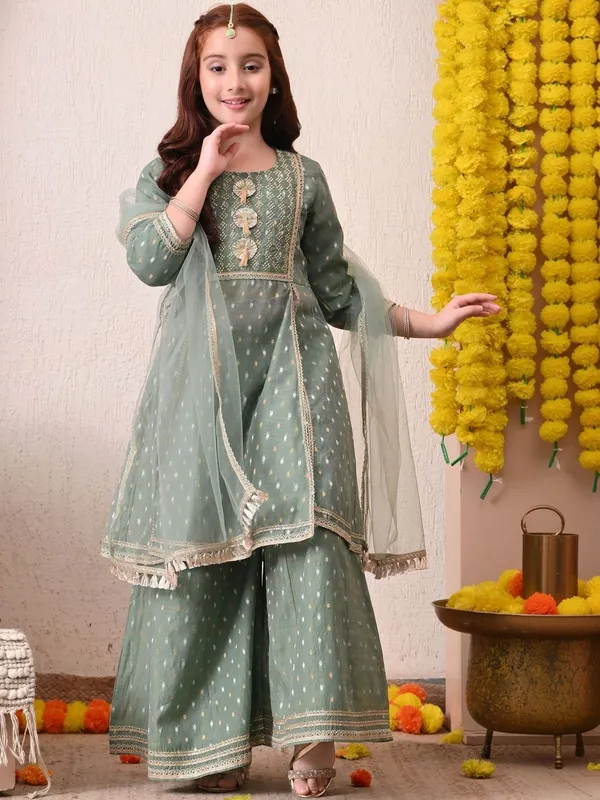 Girls_Green_Kurta_Sharara_Set_With_Dupatta