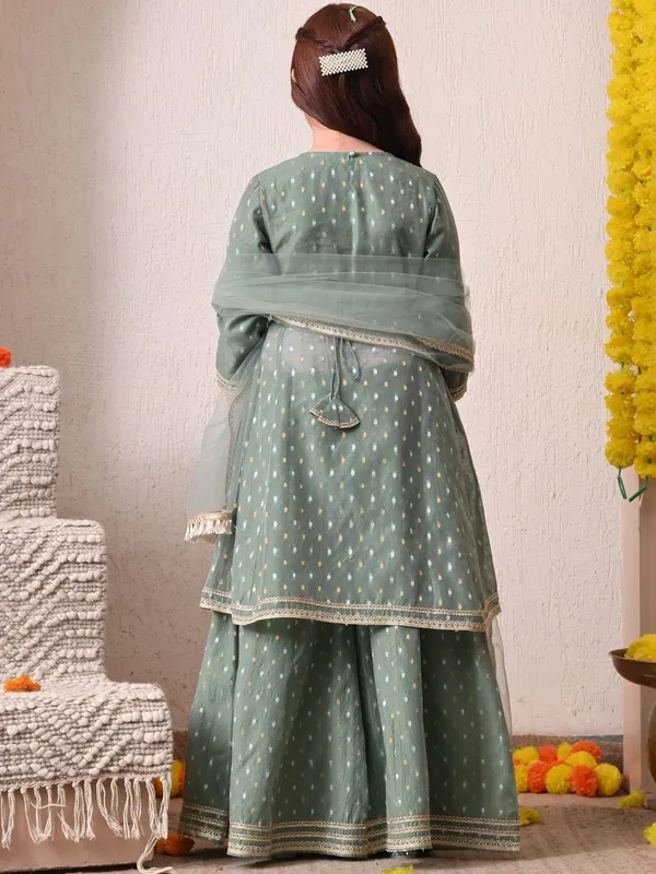 Girls_Green_Kurta_Sharara_Set_With_Dupatta