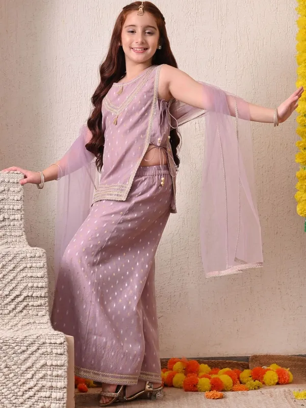 Girls_Lavender_Ethnic_Kurta_Palazzo_Set_With_Dupatta