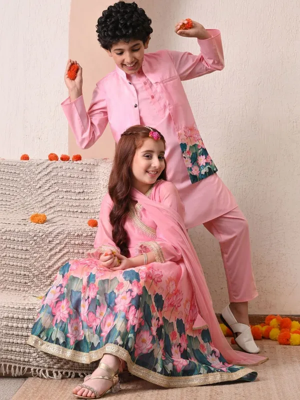 Girls_Pink_Floral_Printed_Ethnic_Kurta_Pant_Set_With_Dupatta