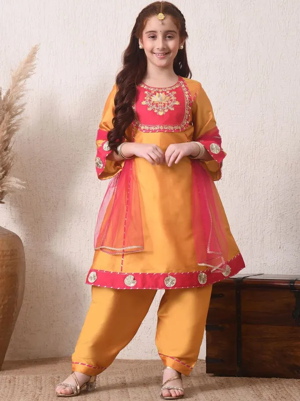 Girls_Mustard_Yellow_&_Pink_Embroidered_Kurta_Dhoti_Pant_Set_With_Dupatta