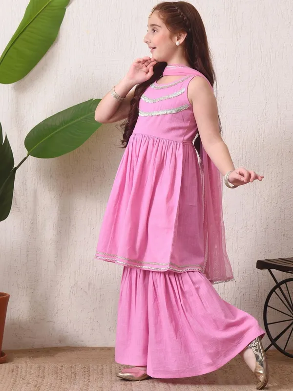Girls_Purple_Kurta_Sharara_Set_With_Dupatta