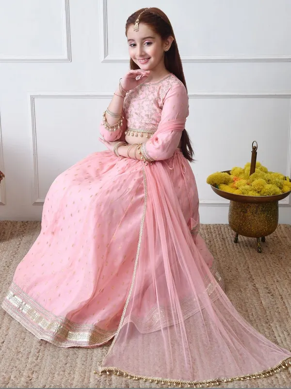 Indi-Loom_Couture_Girls_Pink_Embroidered_Lehenga_Choli_Set_With_Net_Dupatta