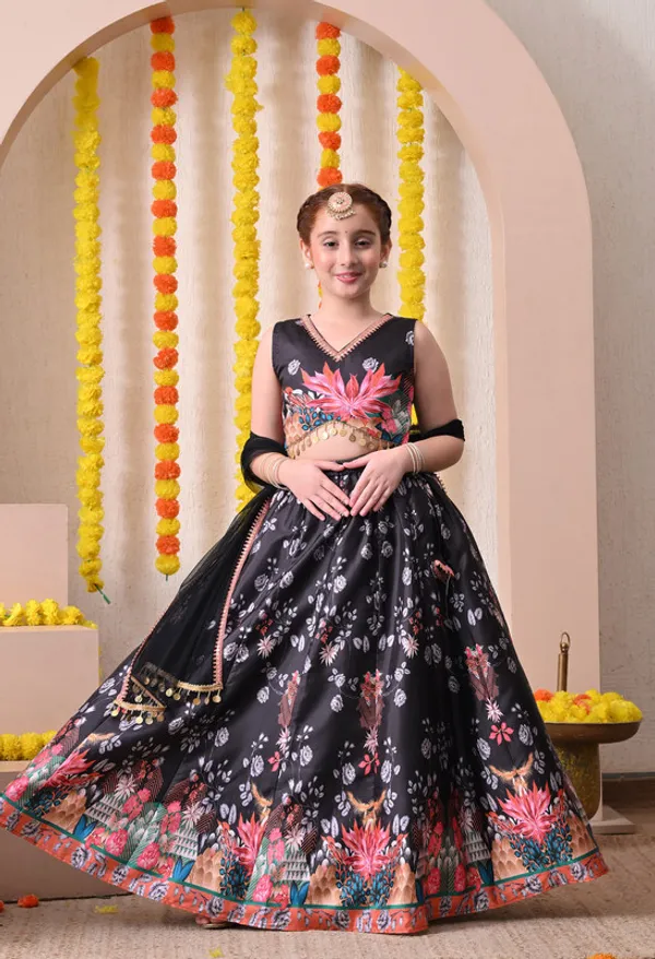 Girls_Black_Floral_Printed_Lehenga_Choli_With_Dupatta_Set