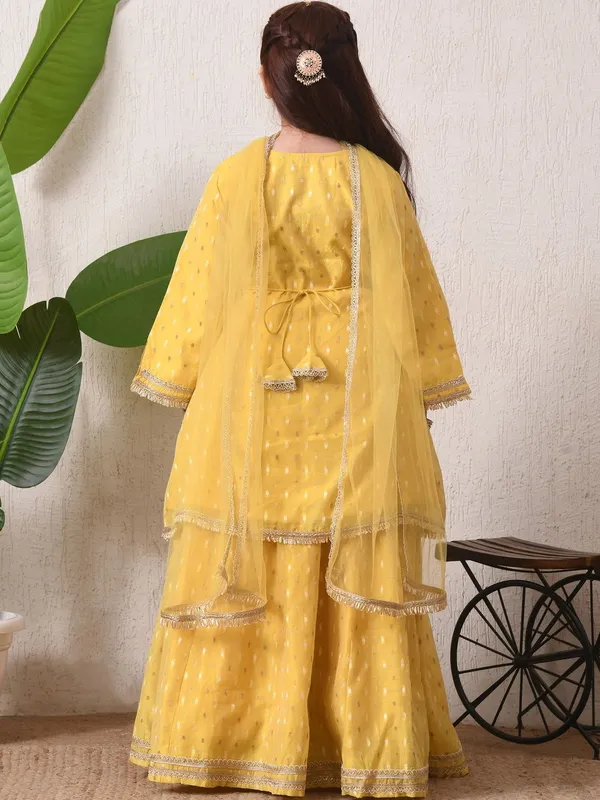 Indi-Loom_Couture_Girls_Yellow_Chanderi_Booti_Kurta_Skirt_With_Dupatta_Set