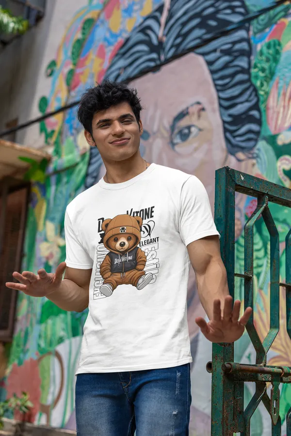 White_Graphic_Print_T_Shirt_With_Teddy_Bear_Design