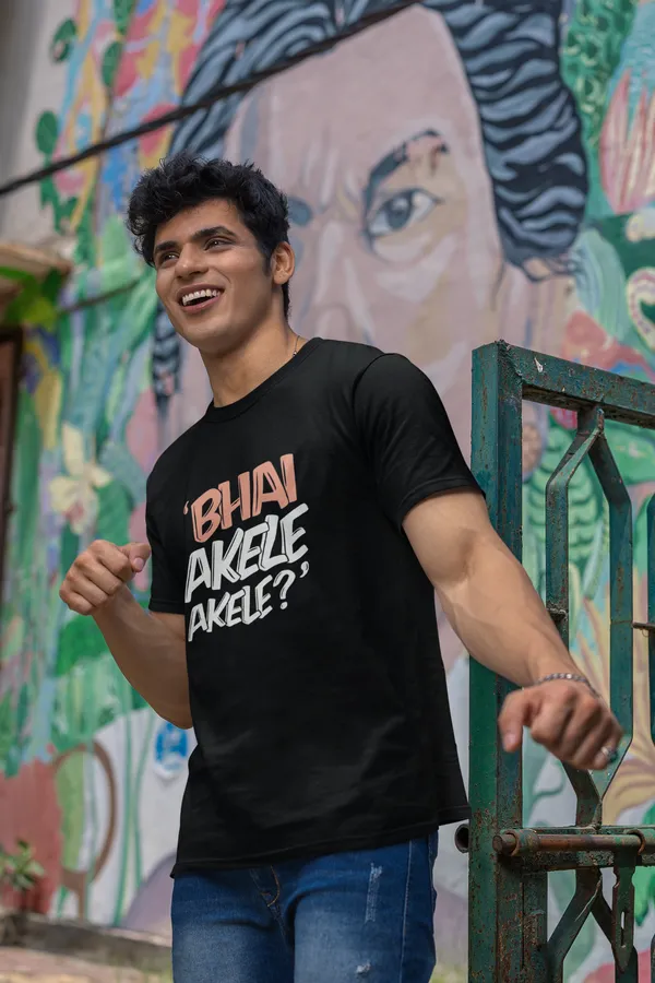 Bhai_Akele_Akele_Graphic_Print_Black_T_Shirt