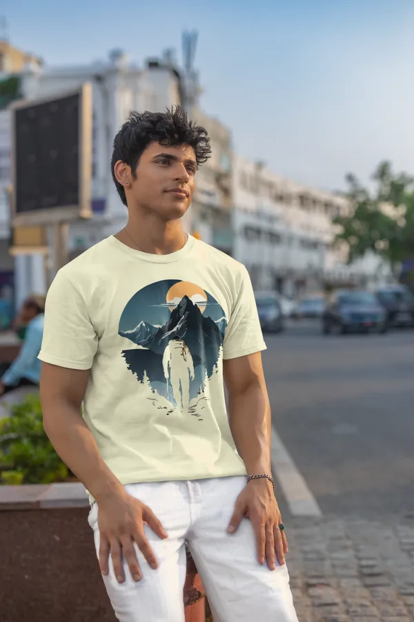 Minimalist_Mountain_Wanderer_Graphic_T_Shirt_Cream_White