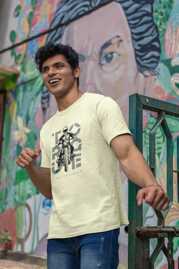 Ride_Free_Motorcyclist_Graphic_Print_T_Shirt_For_Men_Cream_White