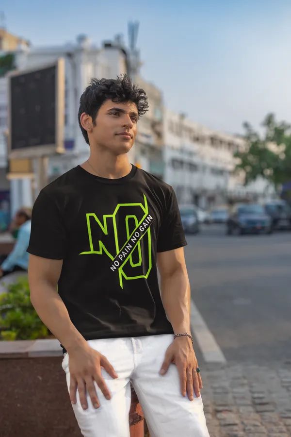 No_Pain_No_Gain_Neon_Typography_Brown_T_Shirt
