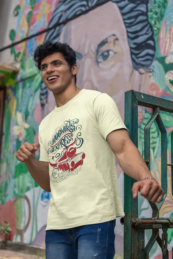 Hogwarts_Express_Vintage_Graphic_Print_T_Shirt_Pale_Yellow