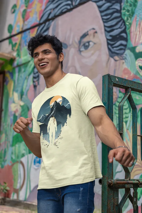 Minimalist_Mountain_Wanderer_Graphic_T_Shirt_Cream_White