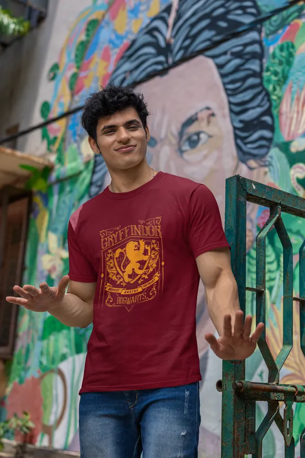 Gryffindor_House_Crest_T_Shirt_Maroon_Cotton_Tee_For_Harry_Potter_Fans