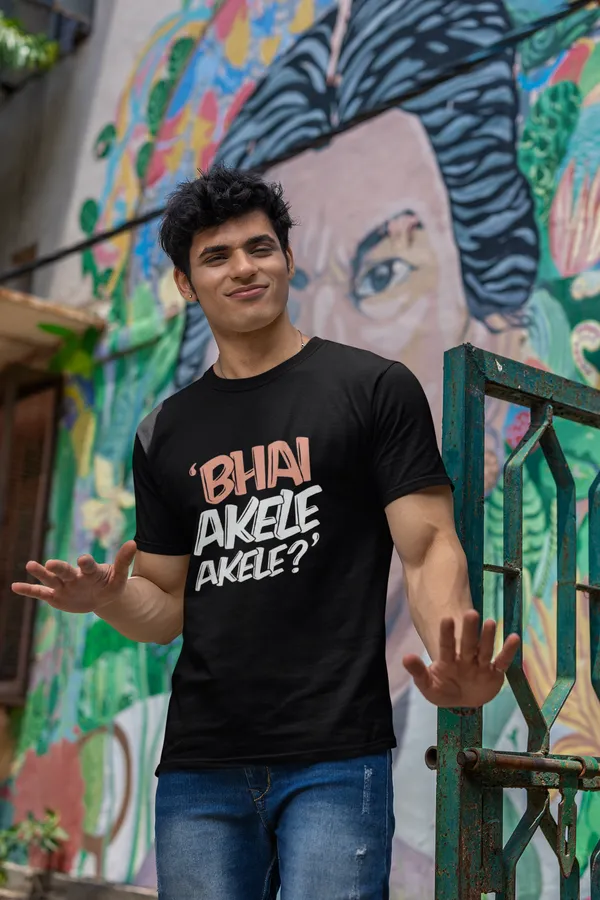 Bhai_Akele_Akele_Graphic_Print_Black_T_Shirt
