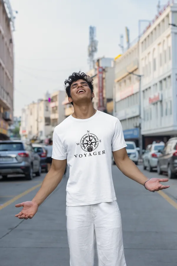 Voyager_Compass_T_Shirt_White_Cotton_Graphic_Tee_For_Men