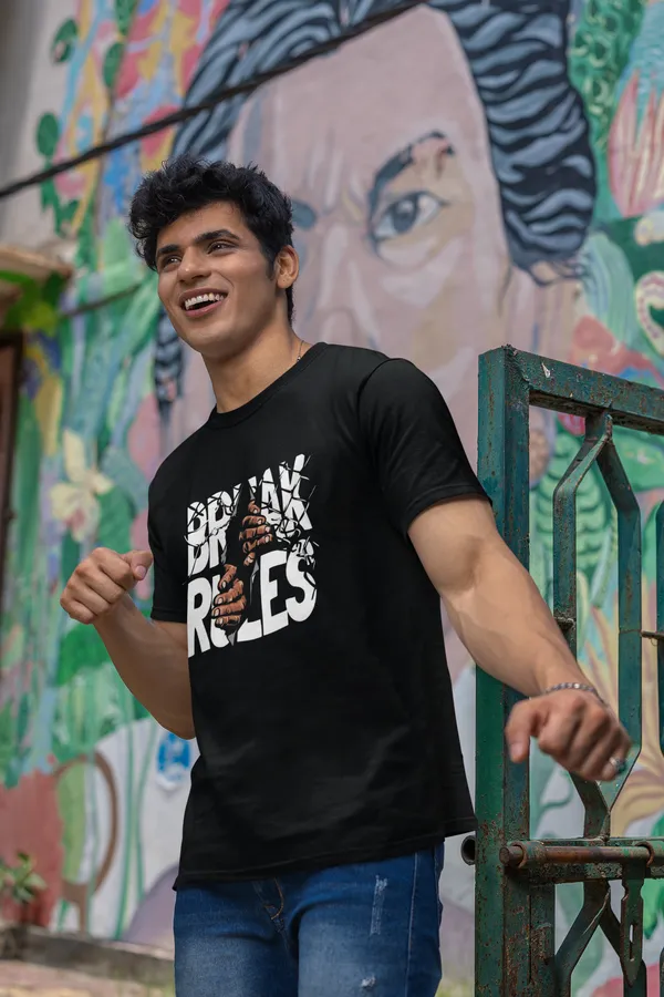 Break_Rules_Graphic_Print_Black_T_Shirt_For_Men