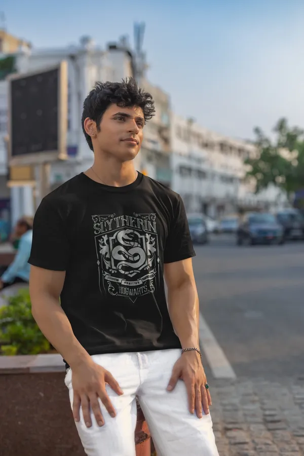 Slytherin_House_Crest_Black_Graphic_T_Shirt