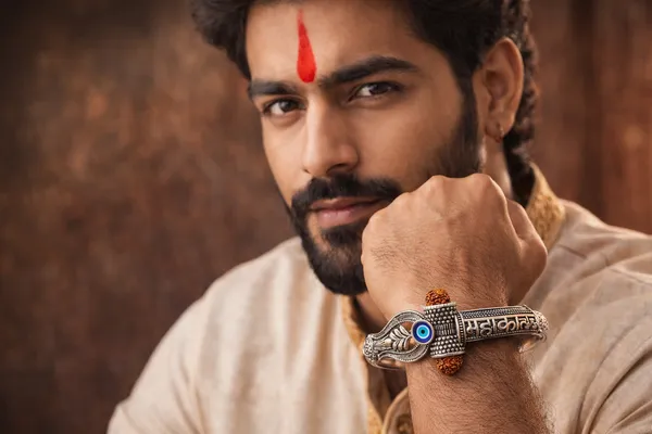 Silver_Lord_Shiva_Om_Rudraksha_Evil_Eye_Protection_Oxidized_Finish_And_Nandi_Bull_Traditional_Hindu_Religious_Kada_Bracelet_(Pack_Of_2)