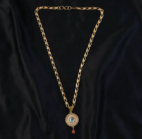 Peacock_Feather_Round_Pendant_Necklace_|_Crystal_Studded_Gold_Plated_Jewelry_for_Men/__Women