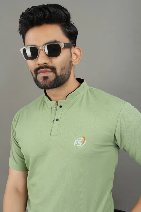Green_Cotton_Blend_T-Shirt_For_Men