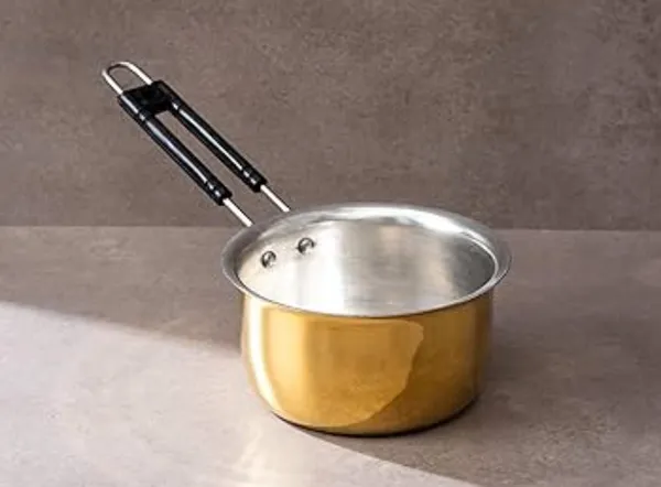 Brass_Sauce_Pan_With_Tin_Kalai_coating_inside