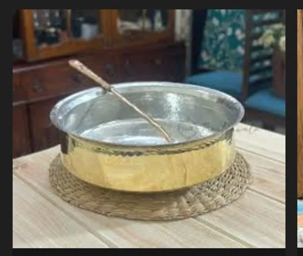 Pure_Brass_Lagan_Cooking_Vessel_With_Hammered_Gold_Finish_(_Inside_TIN_kalai_coating)