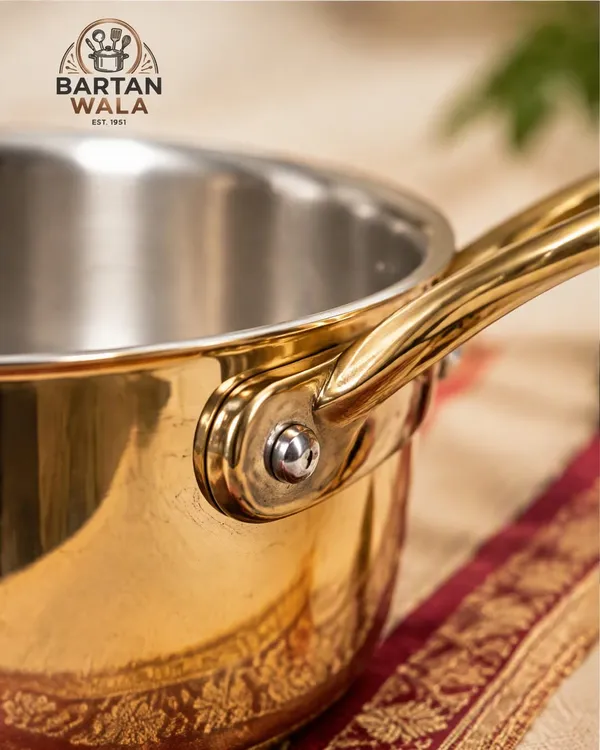 Brass_Sauce_Pan_With_Tin_Kalai_coating_inside