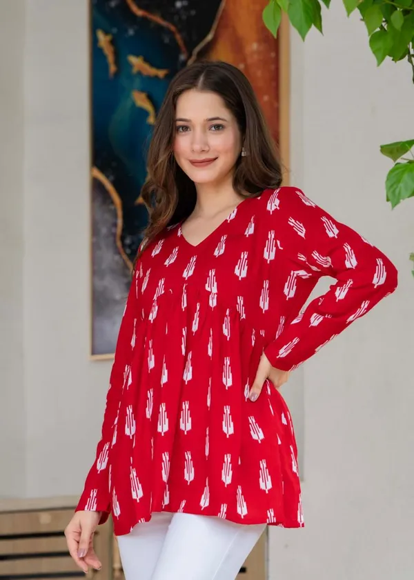Red_Floral_Print_V-Neck_Long_Sleeve_Women_Top_And_Red_Printed_V-Neck_Long_Sleeve_Cotton_Tunic_Top_For_Women