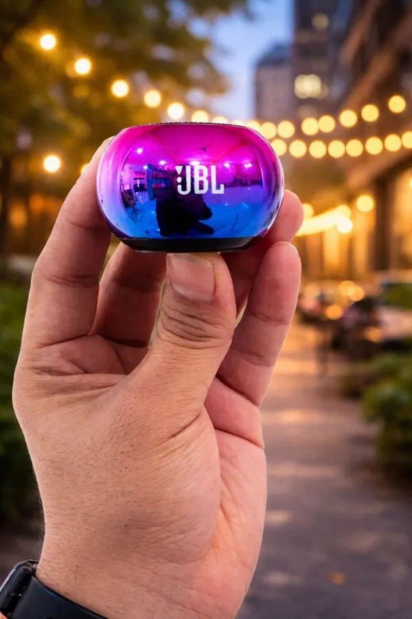 10_W_Portable_Bluetooth_Speaker