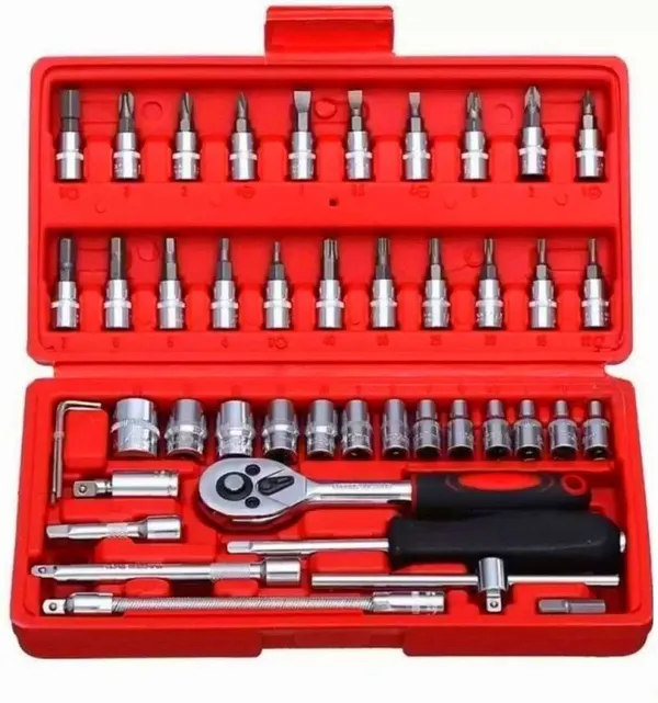 46_in_1_Tool_Kit_Screwdriver_&_Socket_Set