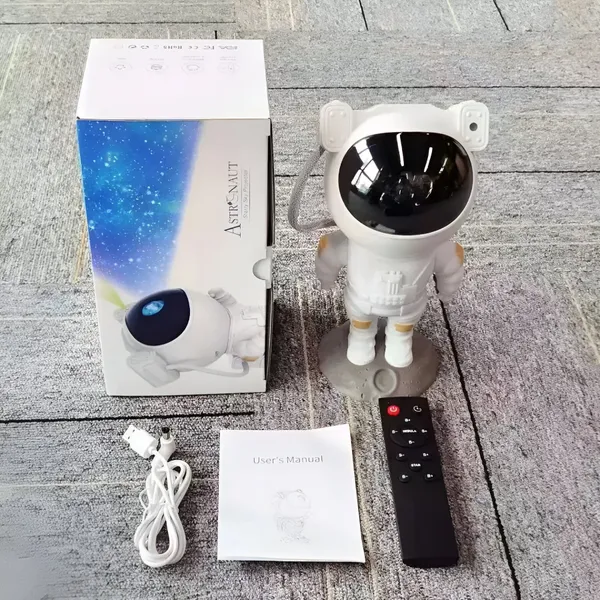 Astronaut_Galaxy_Night_Light_Projector