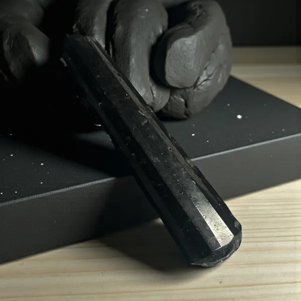 Black_Tourmaline_Wand
