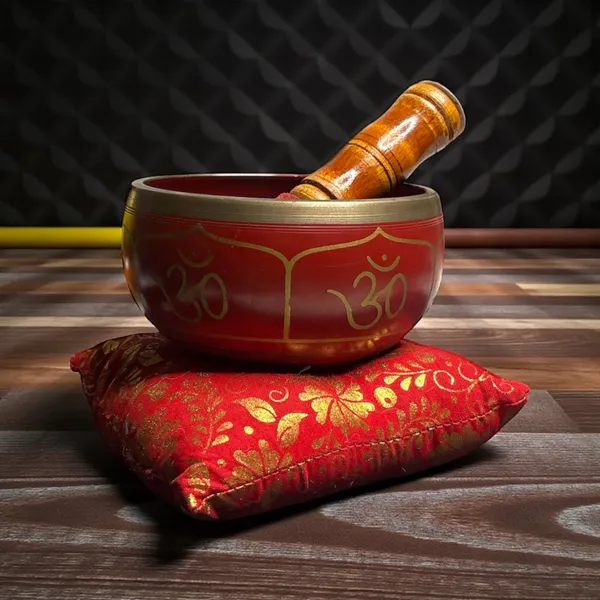 Brass_Singing_Bowl_Red_Colour_With_Om_Engraving