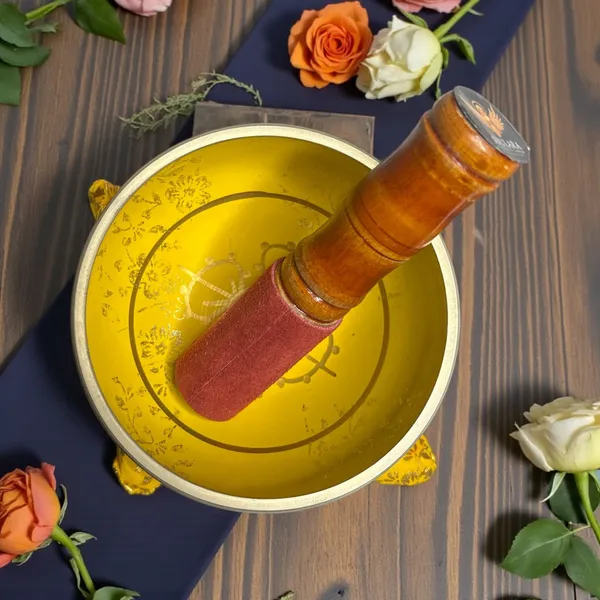 Brass_Singing_Bowl_Yellow_Colour_With_8_Lucky_Symbols_Engraved