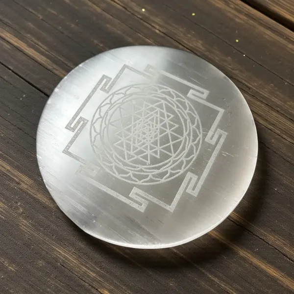 Selenite_Shree_Yantra_Square_Plate