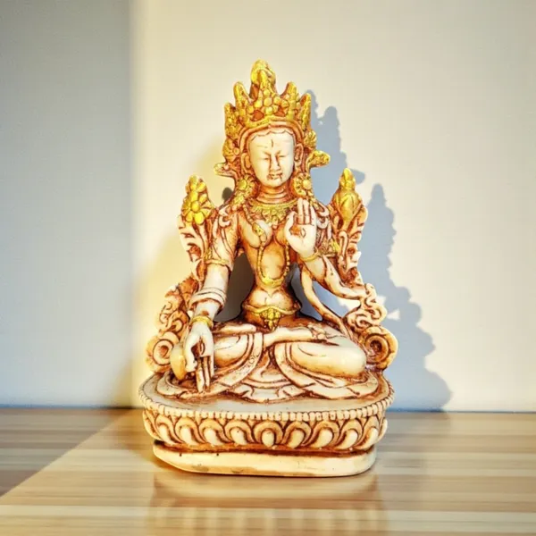 Statue_Golden_Tara_Maa