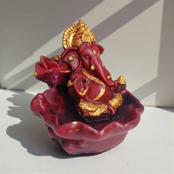 Statue_Red_Ganesha