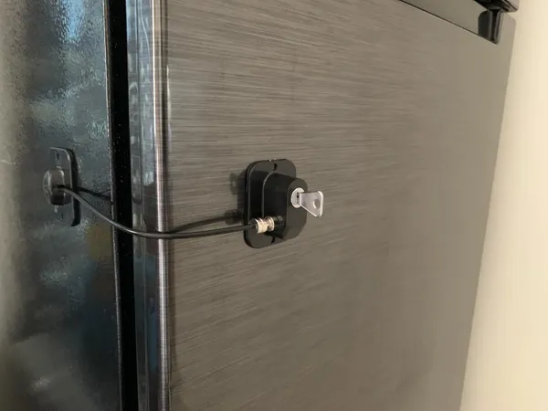 Black_Keyed_Refrigerator_Door_Lock